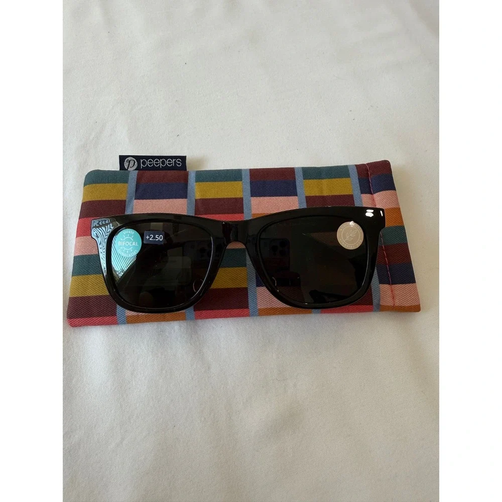Peepers Harbor Sun Black Bifocal Sunglasses +2.50 UV400 Square Frame 3557B250